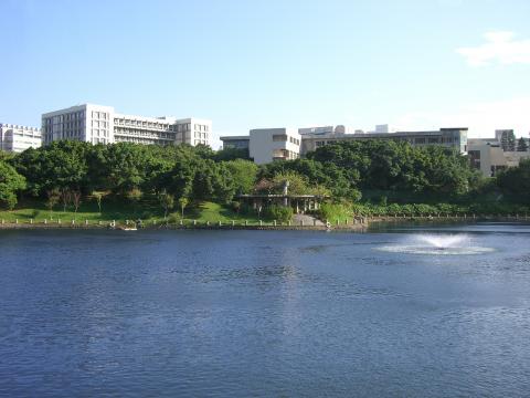 Par Bamboo Lake (talk) — Travail personnel (Texte original : I created this work entirely by myself.), Domaine public, https://commons.wikimedia.org/w/index.php?curid=4628603